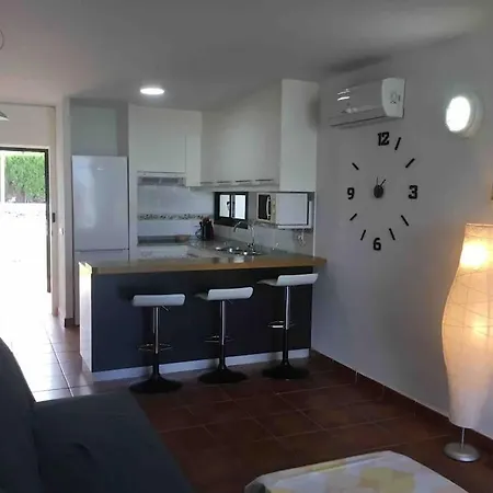 In Cala `n Bosch Appartamento